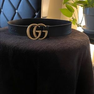 Gucci belt size 26’.
